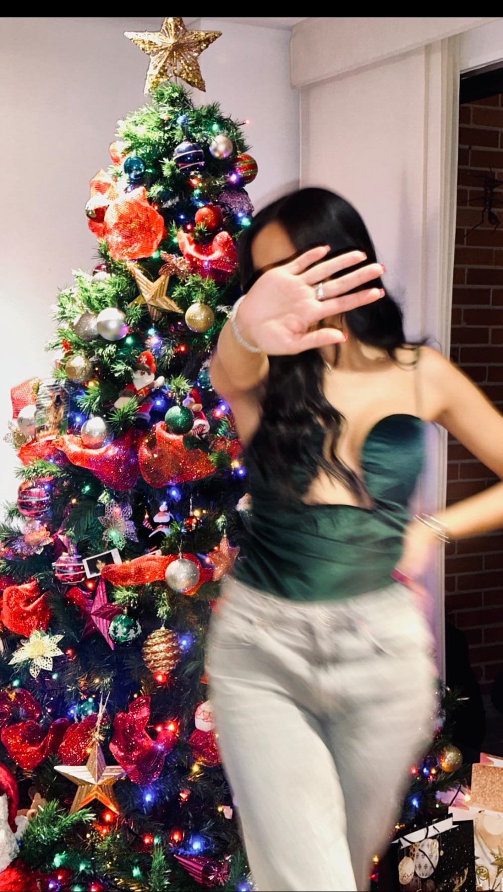 Post 4 by Paola on Instagram (video)