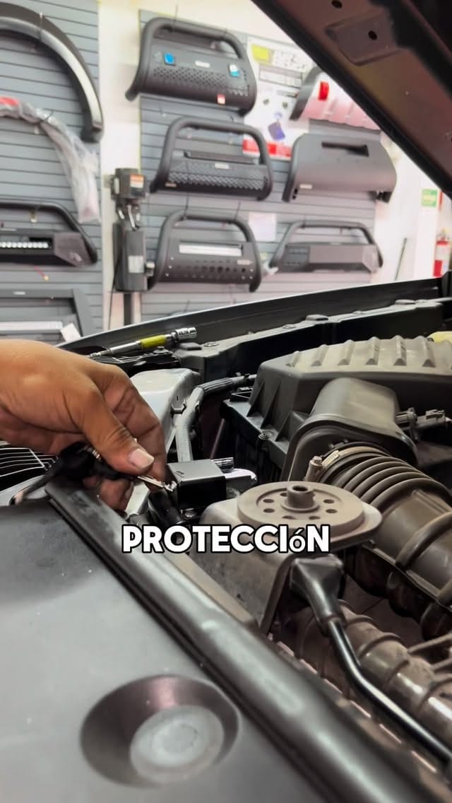 Post 8 by Accesorios Gutierrez / Accesorios para Auto on Instagram (video)