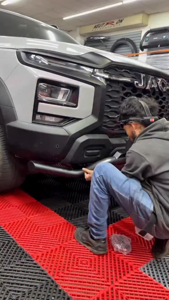 Post 4 by Accesorios Gutierrez / Accesorios para Auto on Instagram (video)