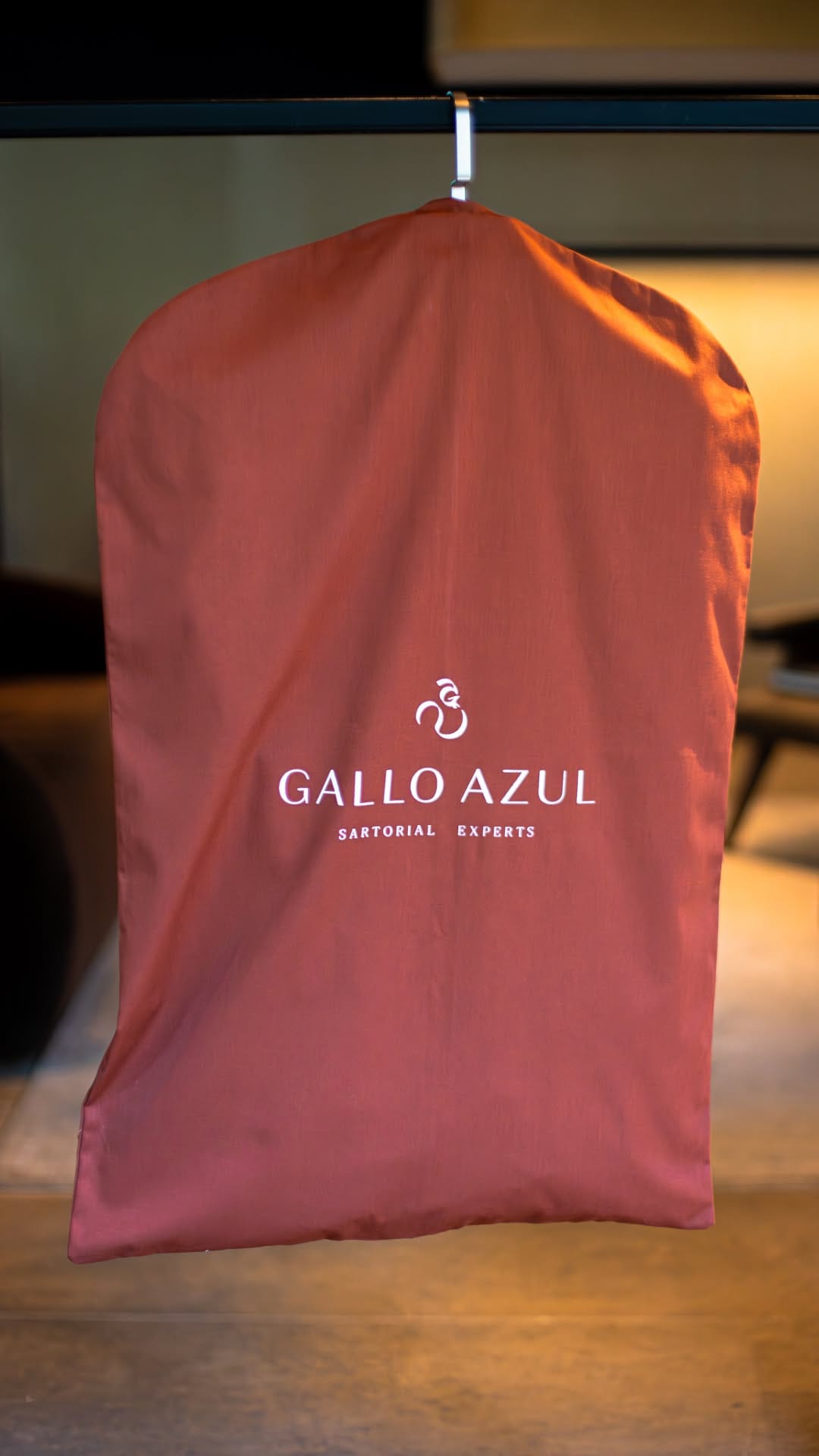 Post 8 by Gallo Azul on Instagram (video)