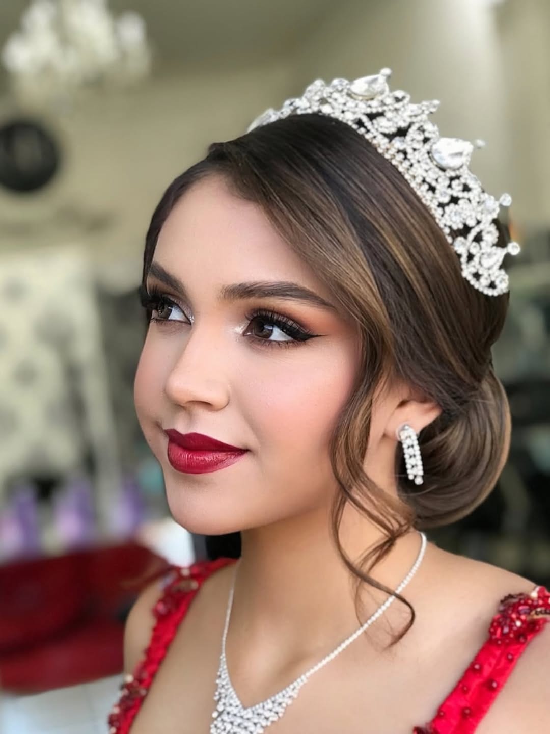 Post 7 by Denis Rangel Makeup Artist on Instagram (image)
