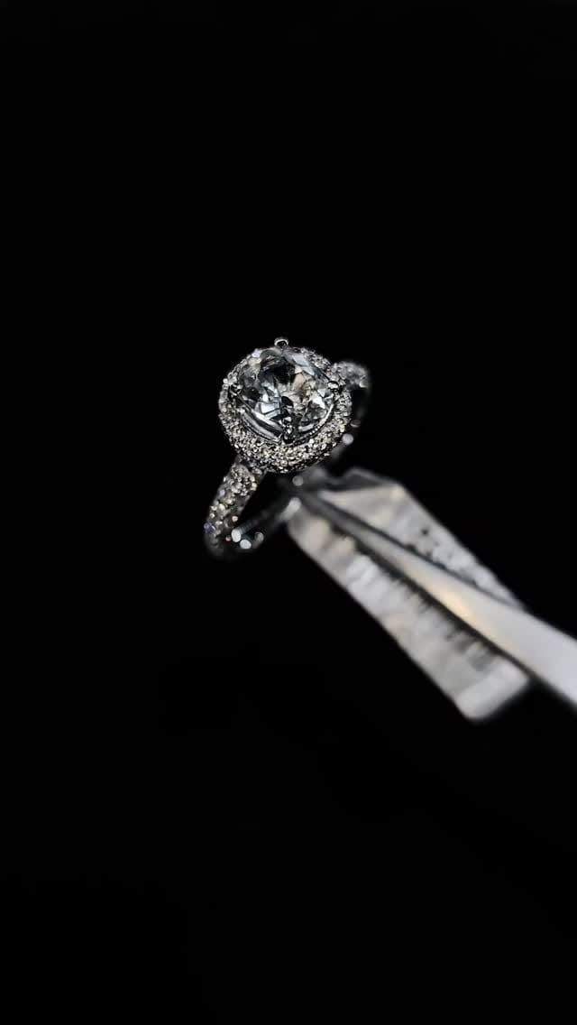Post 4 by 2139 Joyeria on Instagram (video)