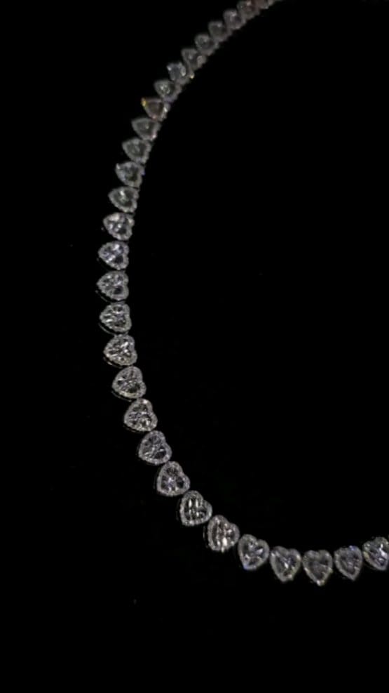 Post 5 by 2139 Joyeria on Instagram (video)