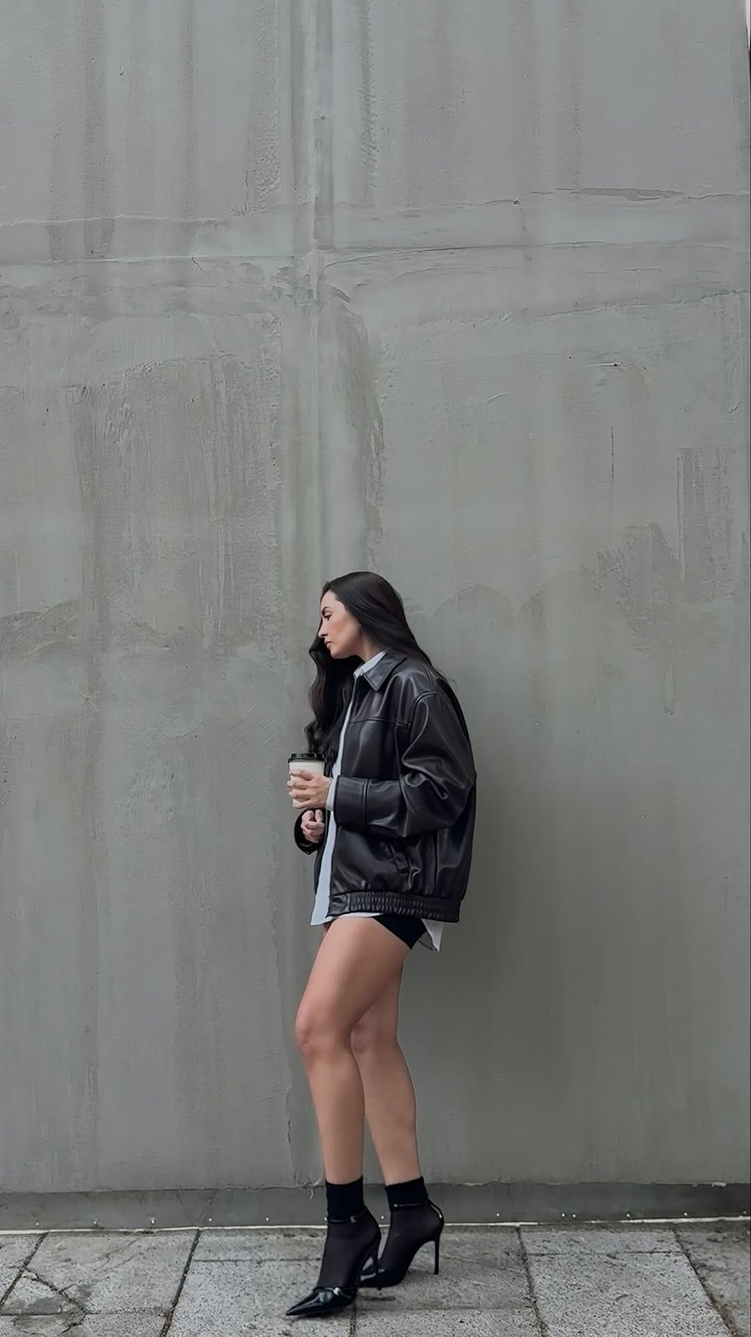 Post 5 by Nohemi Turrubiates on Instagram (video)