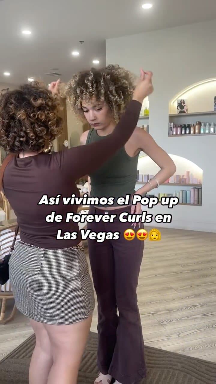 Post 10 by Curly Studio by Club de Rizos on Instagram (video)