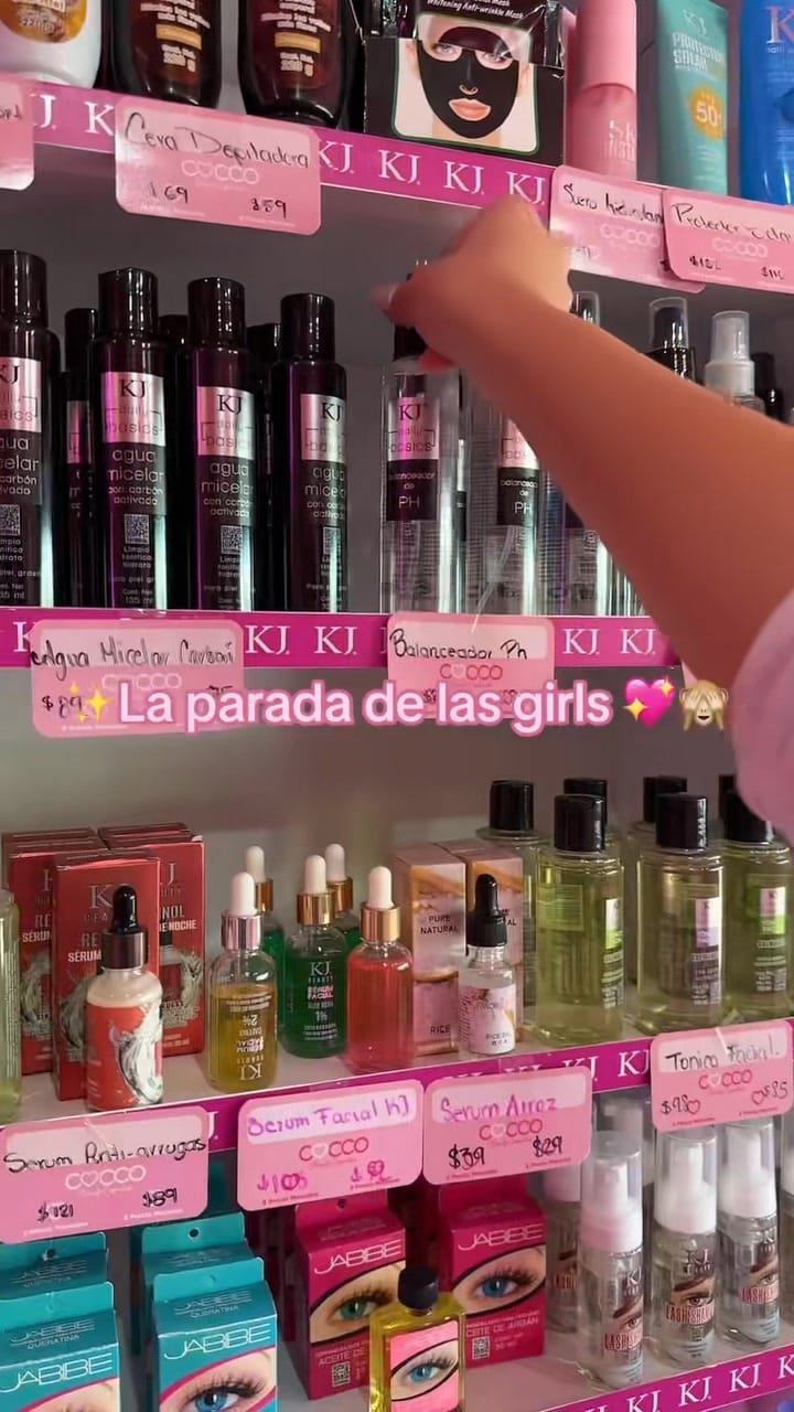 Post 4 by Cocco Beauty Cosmetics 💗 on Instagram (video)