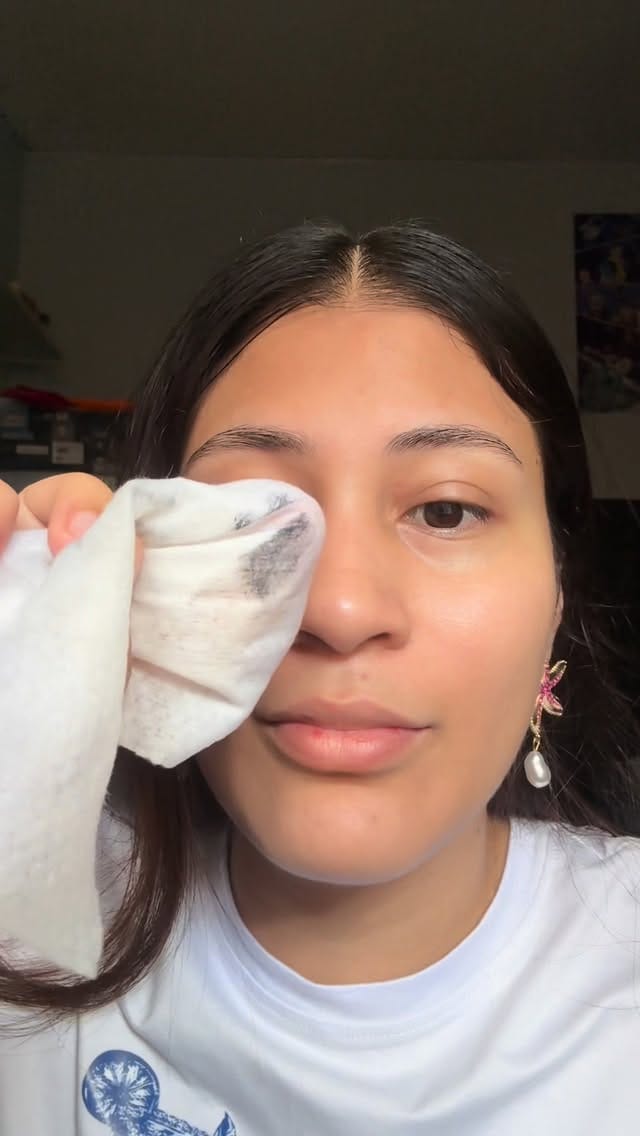 Post 8 by Maquillaje | tutorial | skincare on Instagram (video)