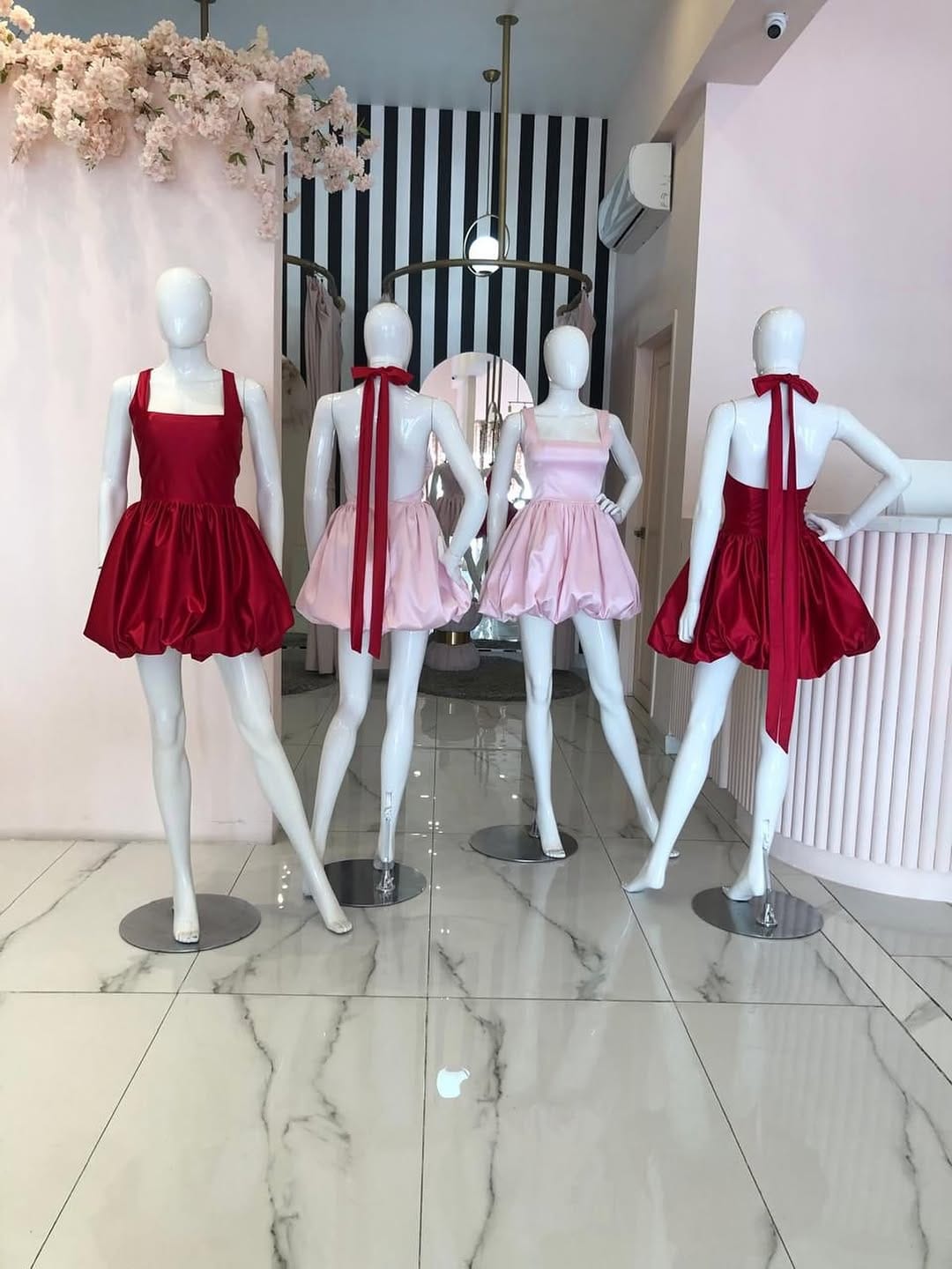Post 3 by Miana Boutique on Instagram (image)