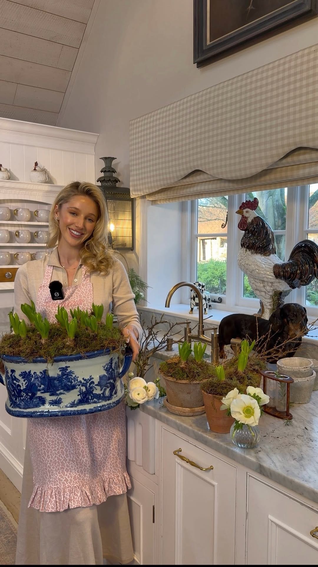 Post 1 by Leonora Smee on Instagram (video)