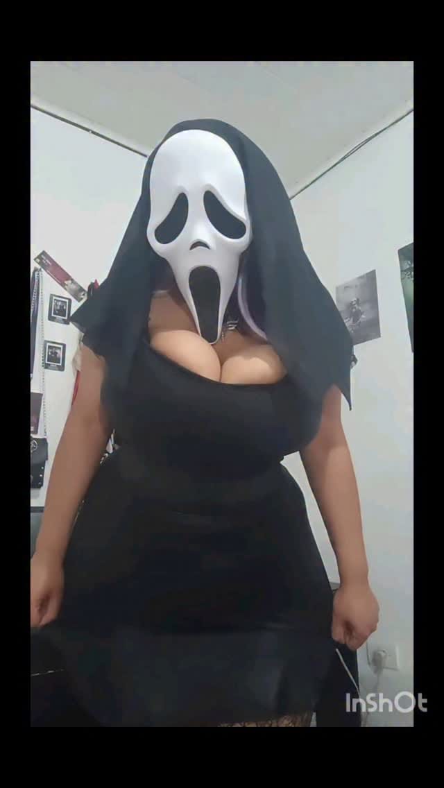 Post 10 by Denise Costa on Instagram (video)