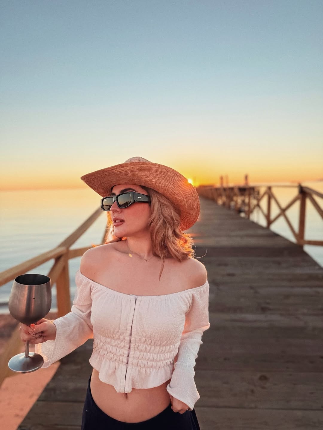 Post 8 by Perla Rosas on Instagram (carousel)