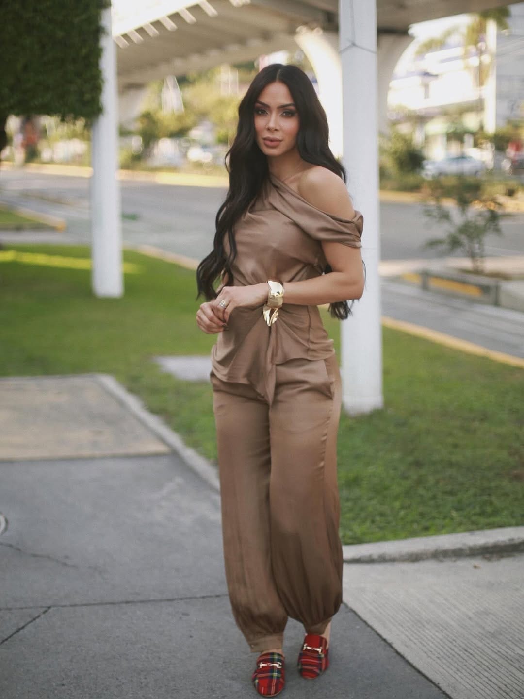 Post 2 by Bianca Aldama Zapatería on Instagram (image)
