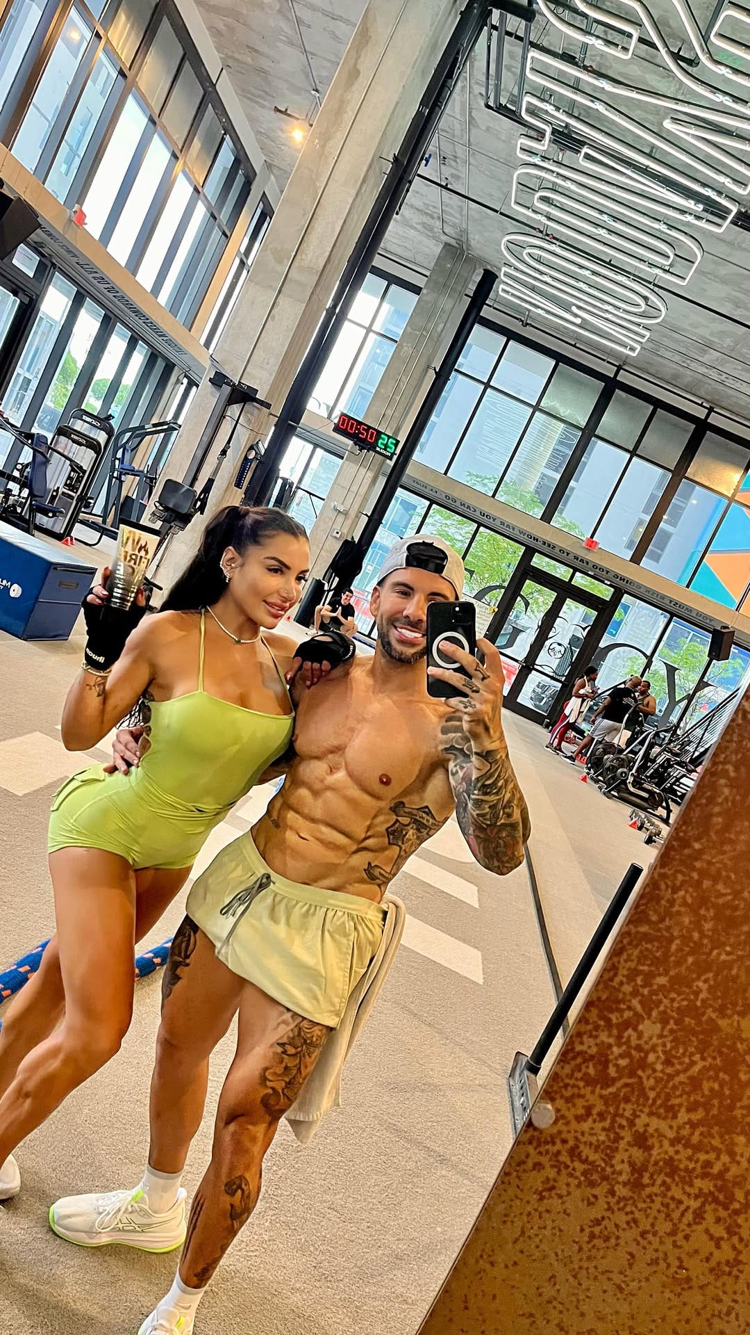 Post 3 by Ultimate FastFit on Instagram (video)