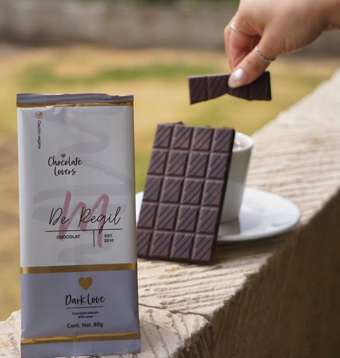 Post 4 by De Regil Chocolat ®️ on Instagram (image)