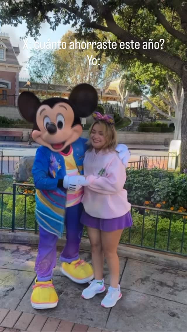 Post 4 by Pamela solis on Instagram (video)