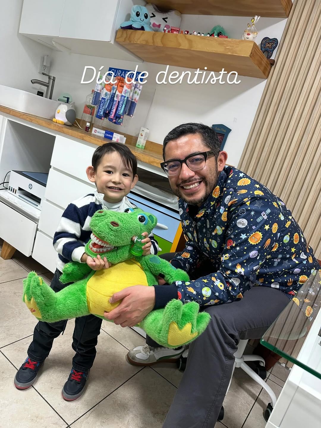 Post 1 by Israel Guatemala Flores on Instagram (carousel)