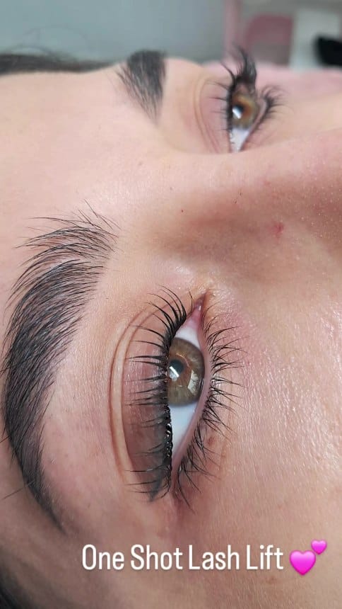 Post 5 by Oh My Look - Beauty Center on Instagram (video)
