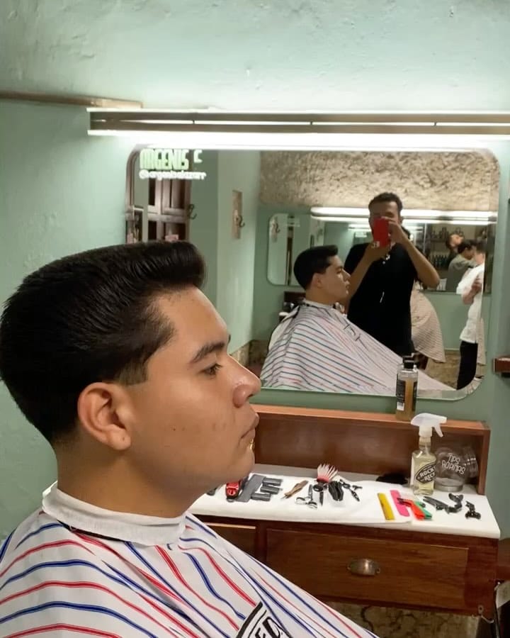 Post 3 by Be Strong Co. 🦬 🇲🇽 💈 on Instagram (carousel)