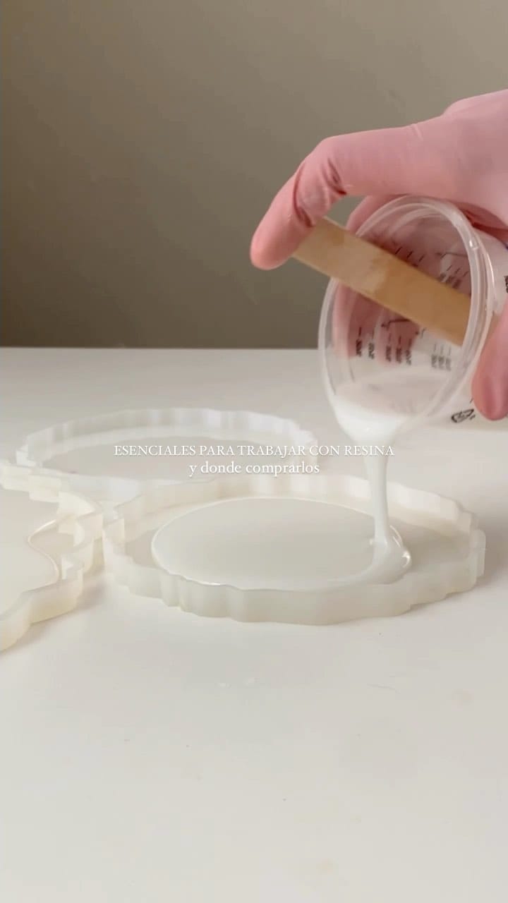 Post 1 by Amarte Arte por Karina Cruz on Instagram (video)