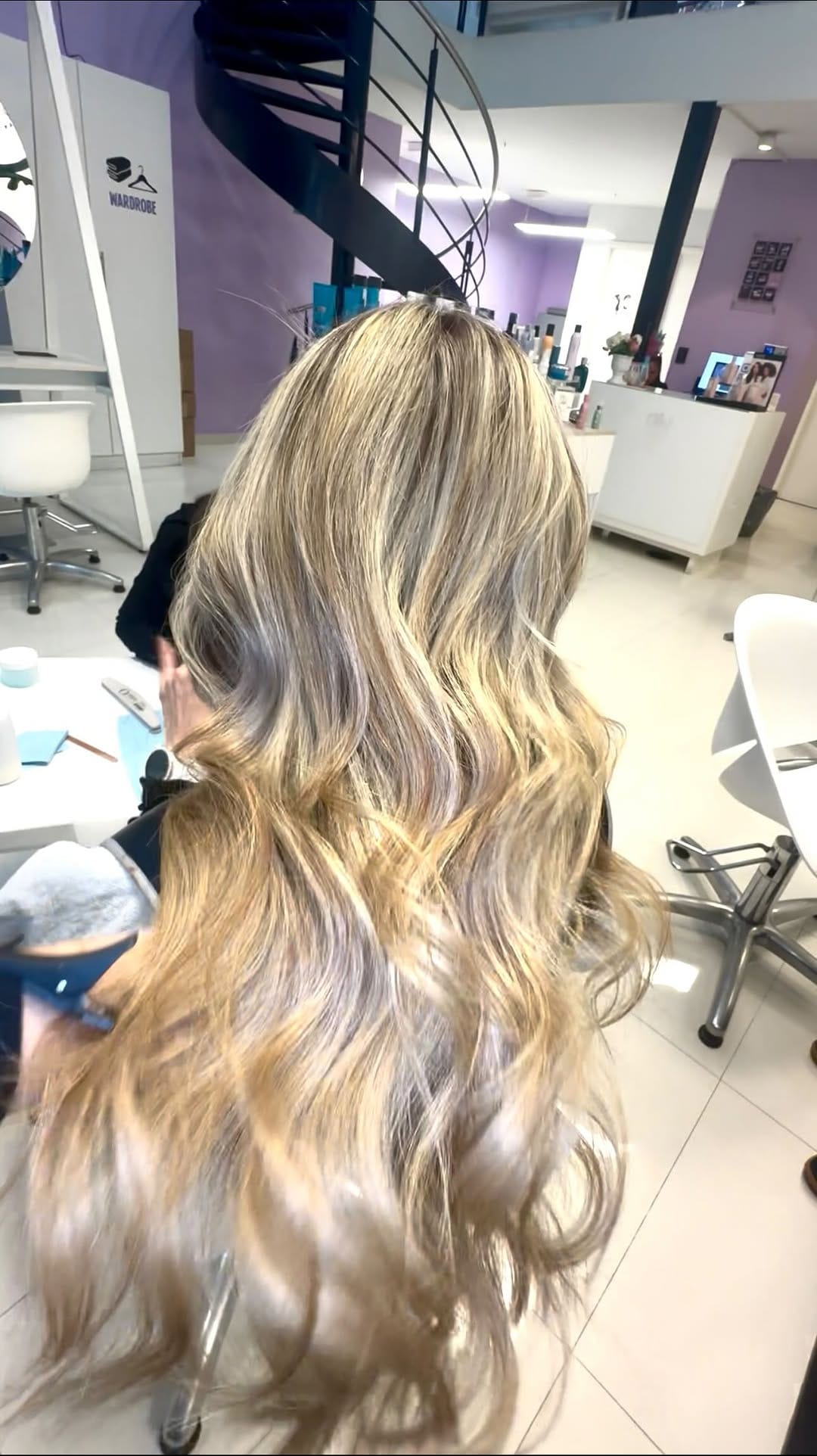 Post 10 by Oh My Cut! Roma on Instagram (video)