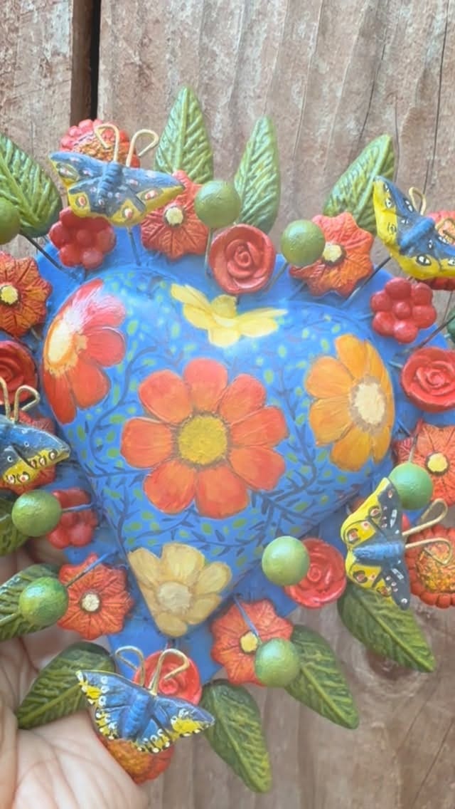 Post 8 by El Callejon Art on Instagram (video)