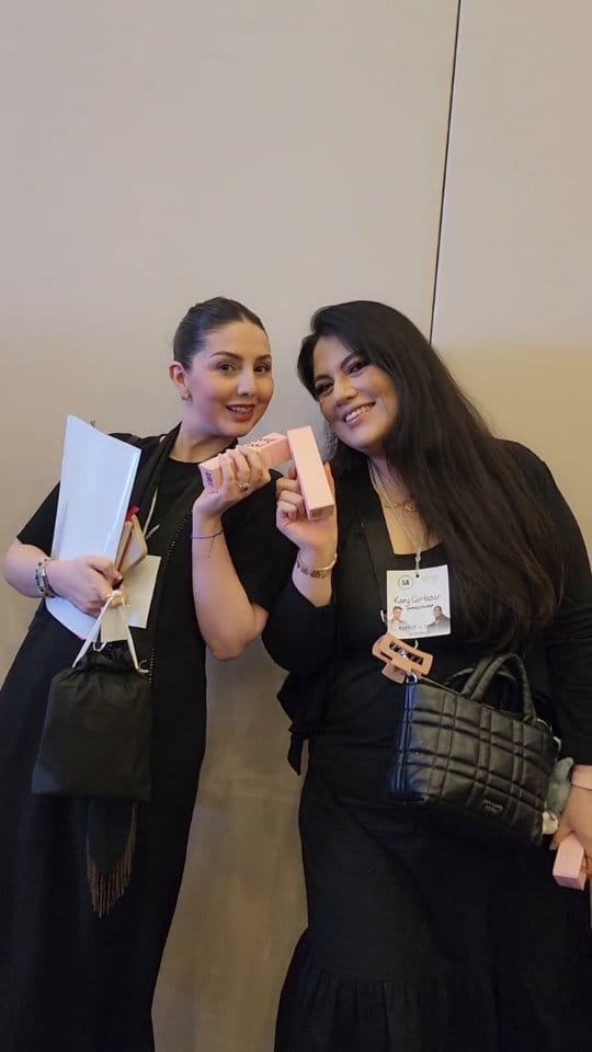 Post 7 by Gilded Rose on Instagram (video)