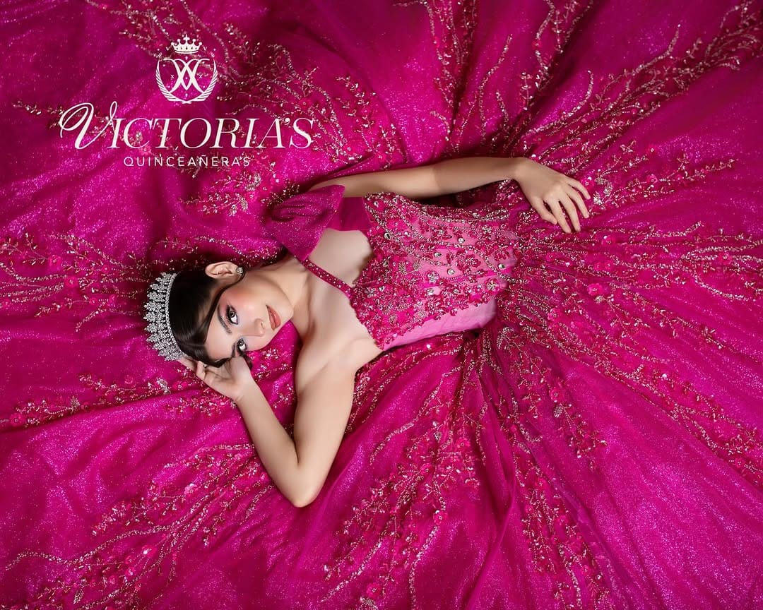 Post 5 by Quinceañeras Victoria's XV on Instagram (image)
