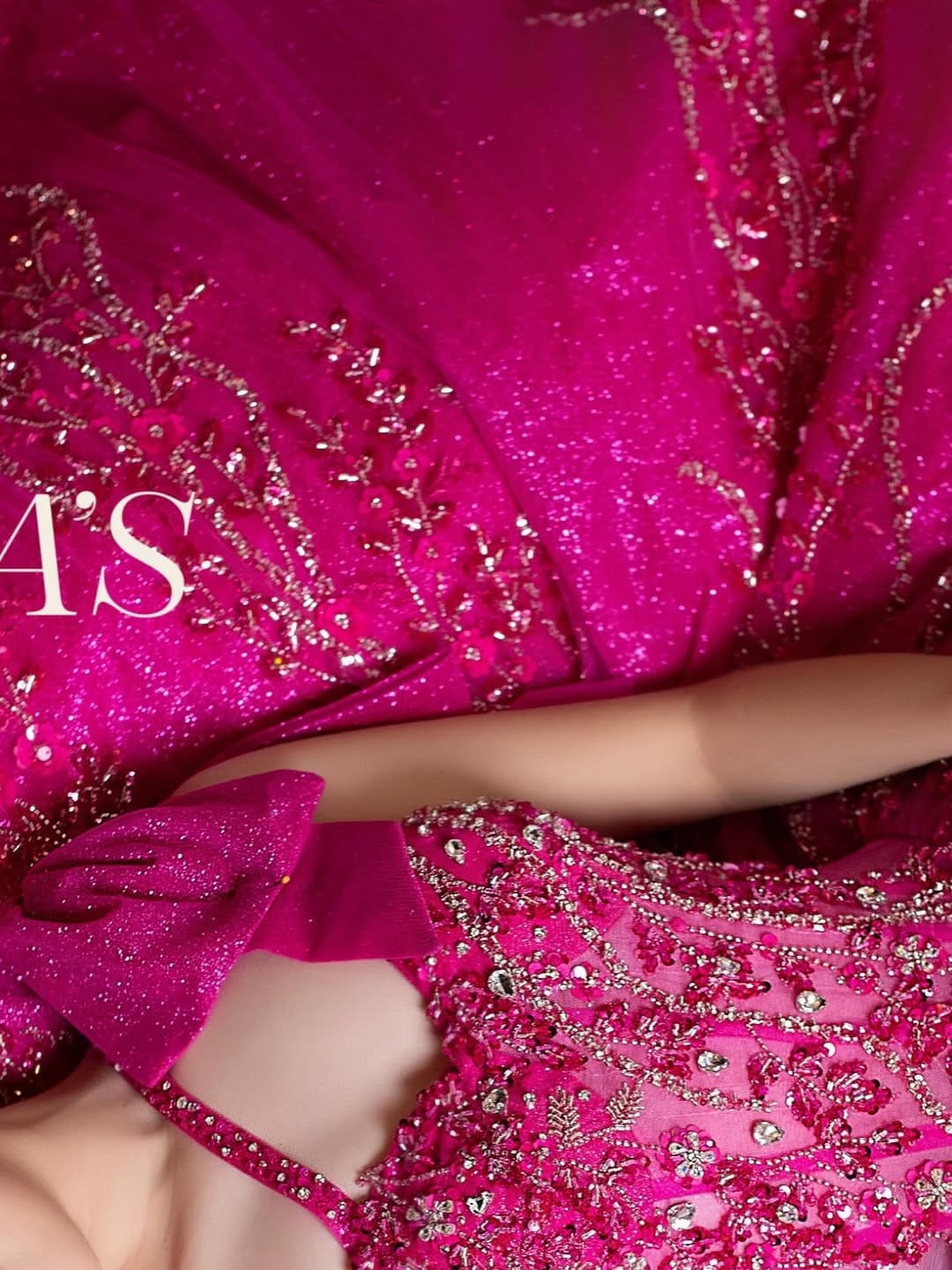 Post 8 by Quinceañeras Victoria's XV on Instagram (image)