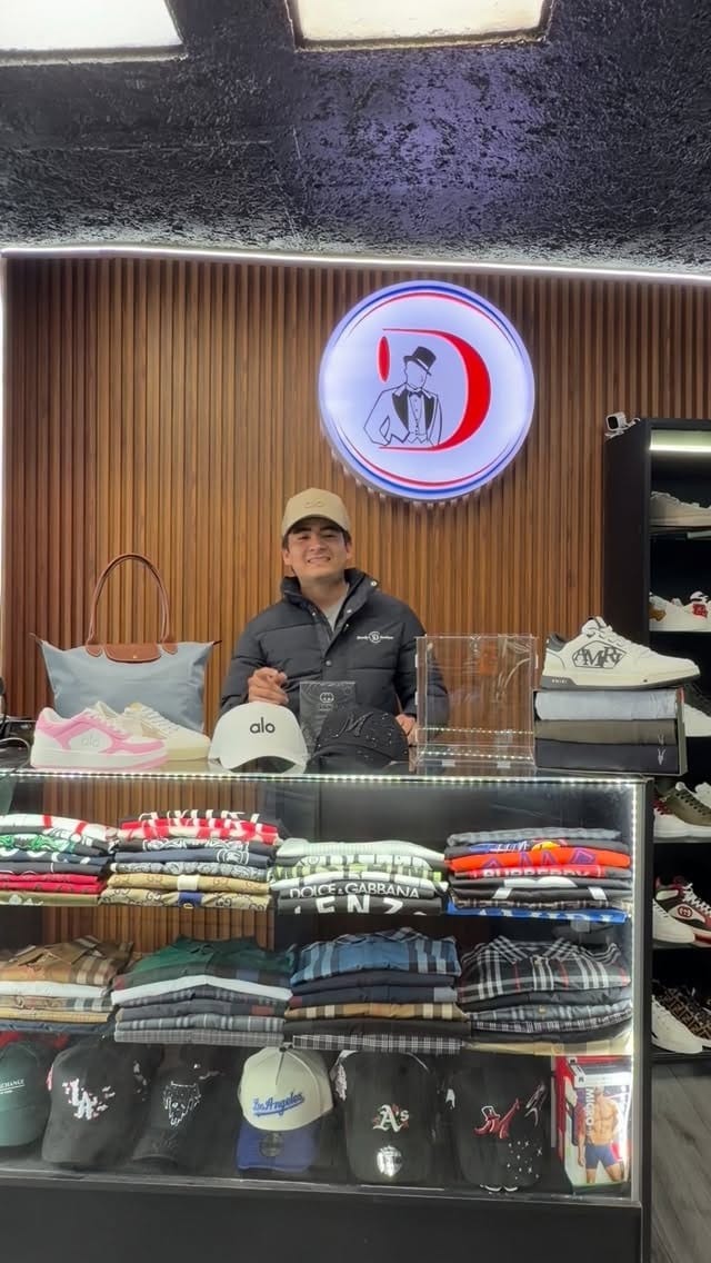 Post 4 by Dandys Original Men MX on Instagram (video)