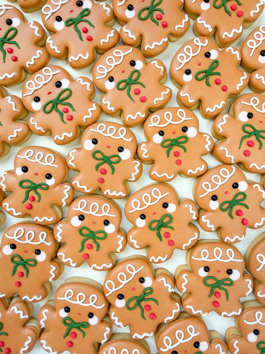 Post 5 by Súkkar. | Custom Sugar Cookies by Aldara on Instagram (image)
