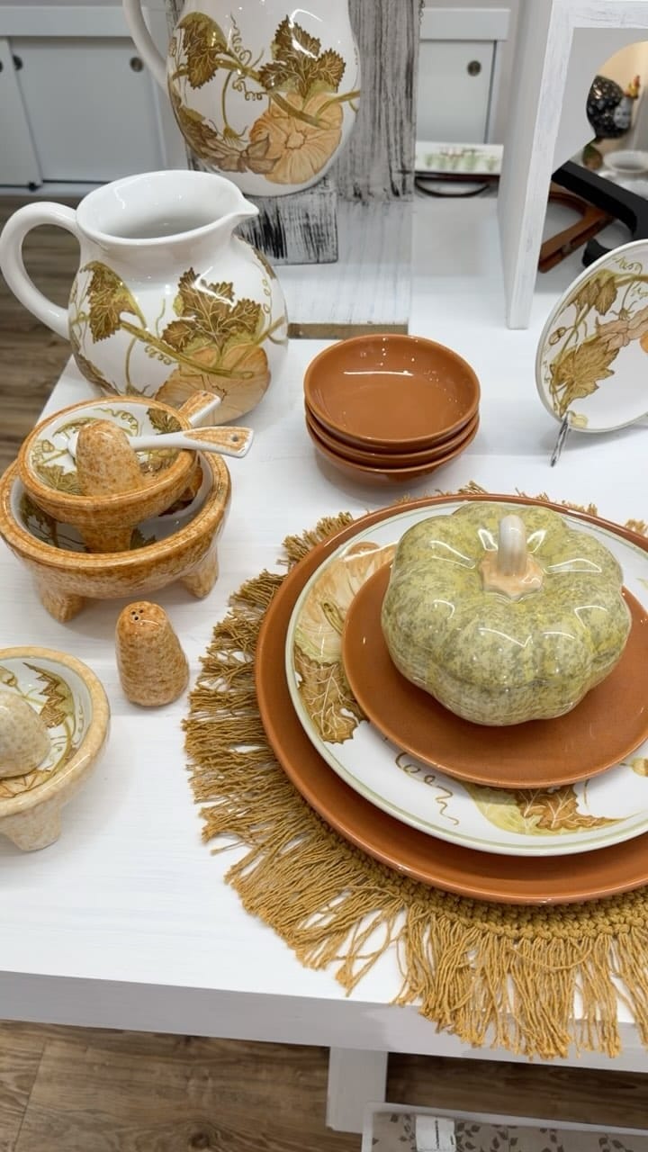 Post 9 by Ceramica Estanzuela on Instagram (video)