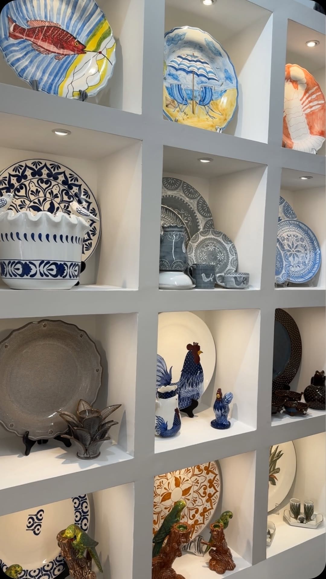 Post 10 by Ceramica Estanzuela on Instagram (video)