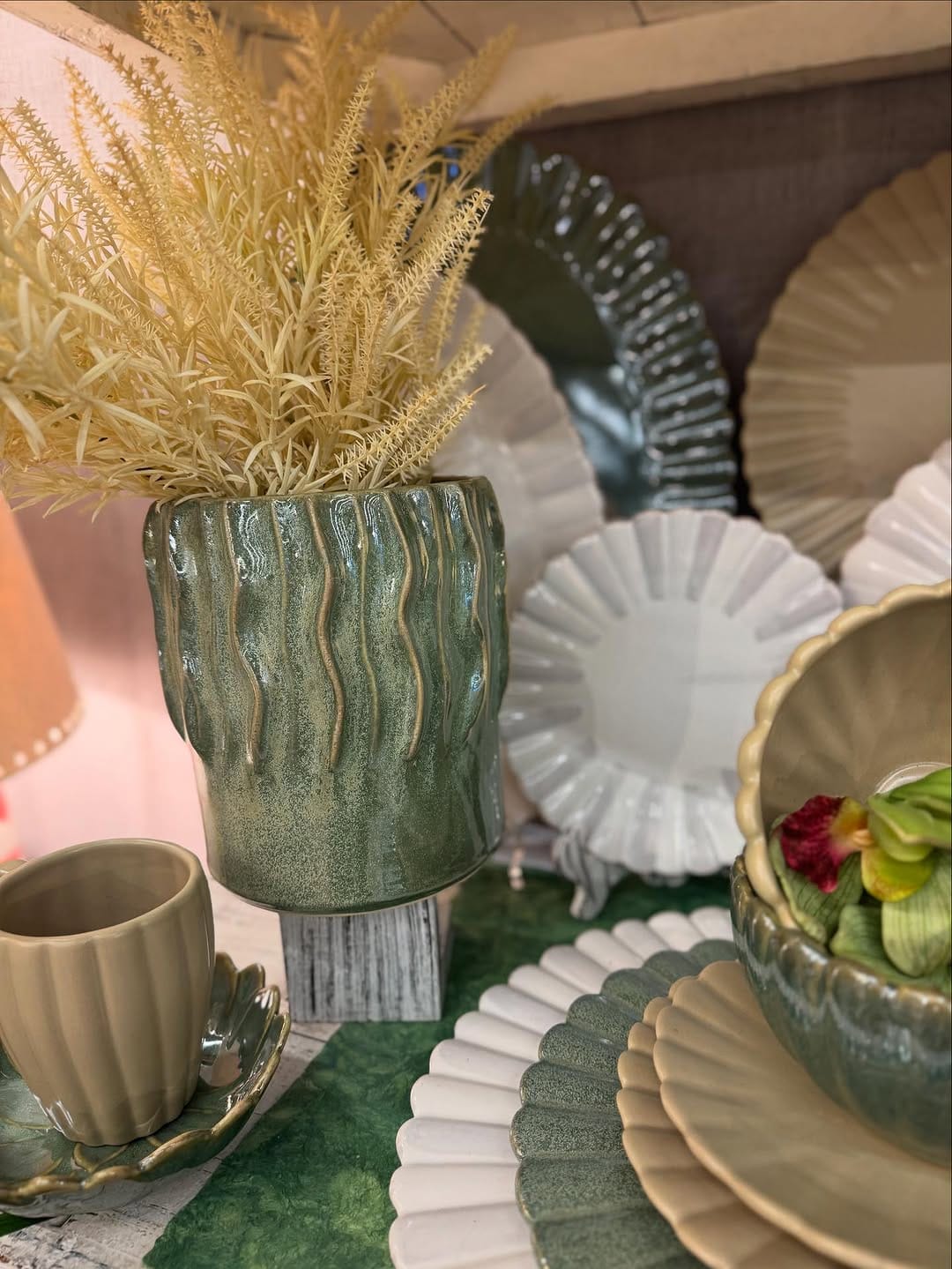 Post 3 by Ceramica Estanzuela on Instagram (image)