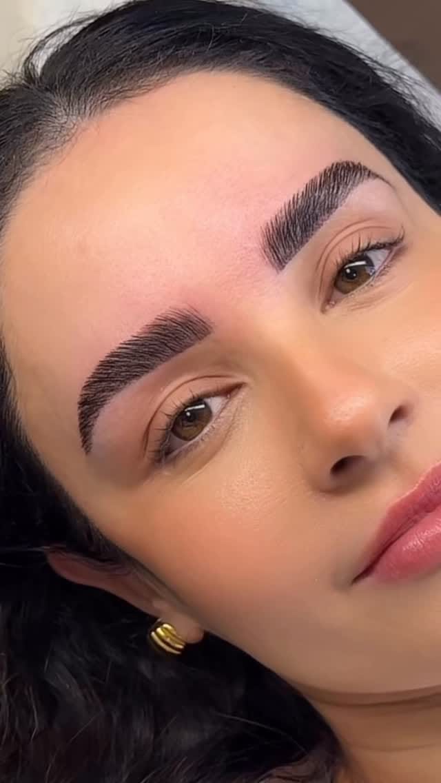 Post 2 by Alixandria Capparelli on Instagram (video)