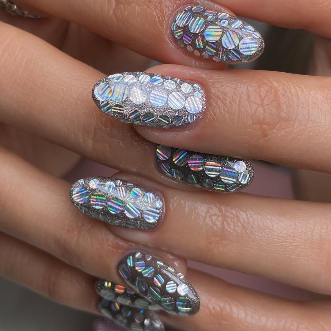 Post 4 by Uñas acrilicas y más. on Instagram (carousel)