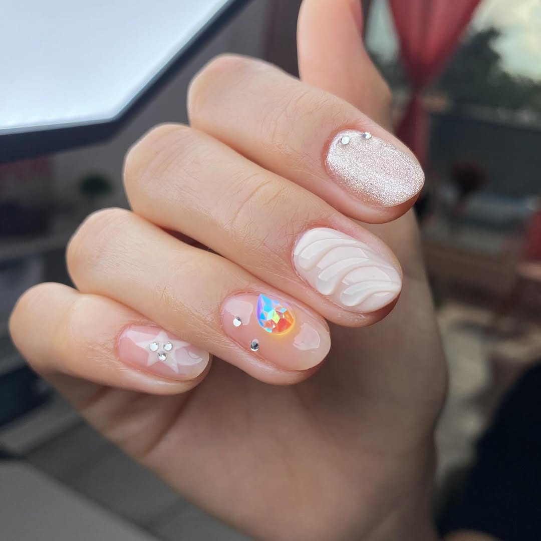 Post 7 by Uñas acrilicas y más. on Instagram (image)