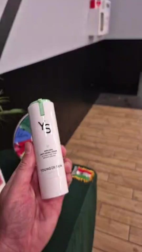 Post 9 by Younger Skin on Instagram (video)