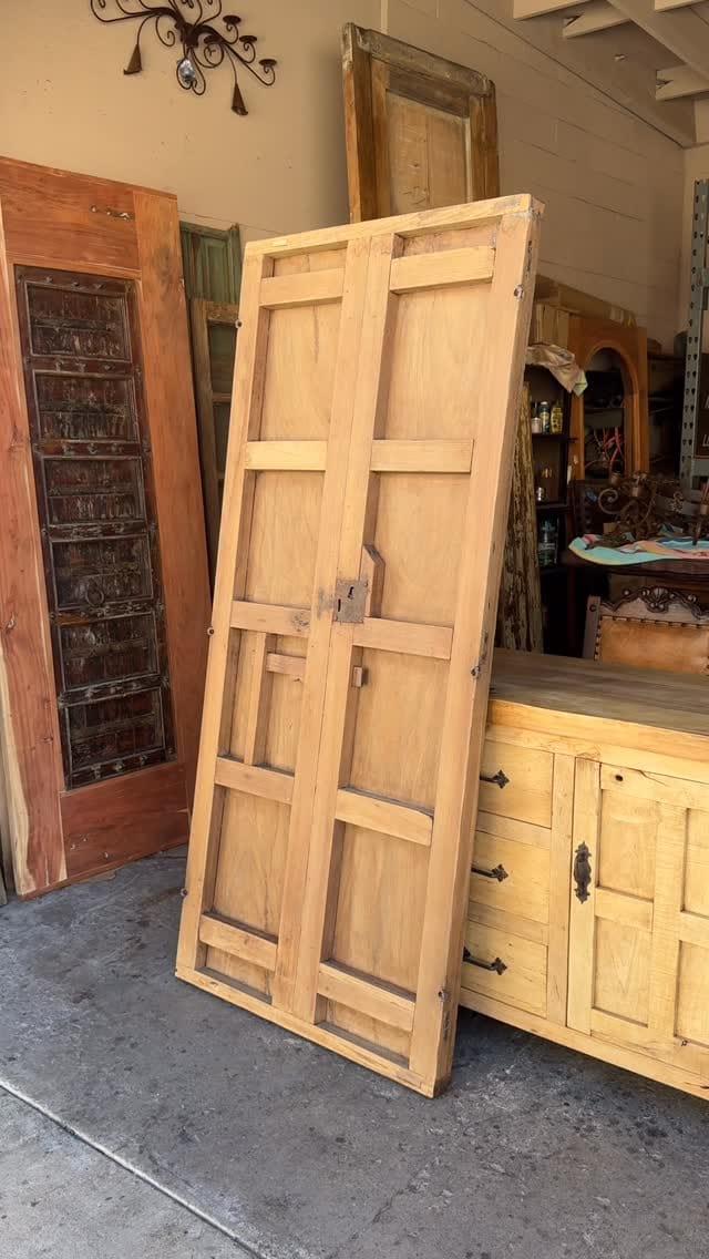 Post 10 by CASA MEXICANA IMPORTS on Instagram (video)