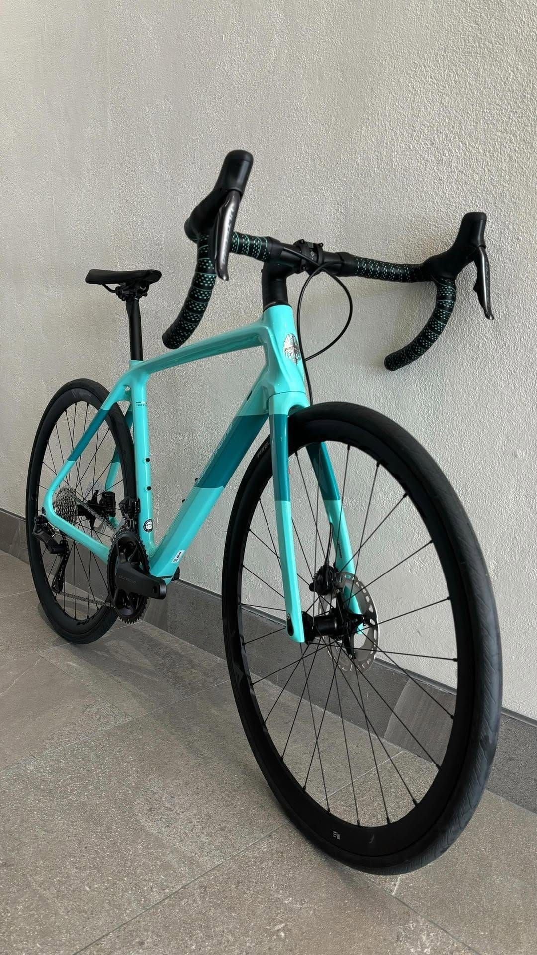 Post 9 by TheBikeHood on Instagram (video)