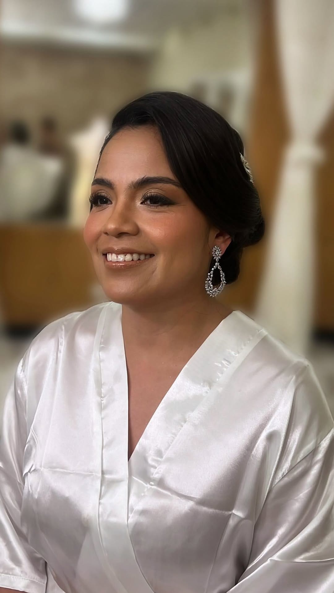 Post 3 by VO evolutionⓇ makeup on Instagram (video)