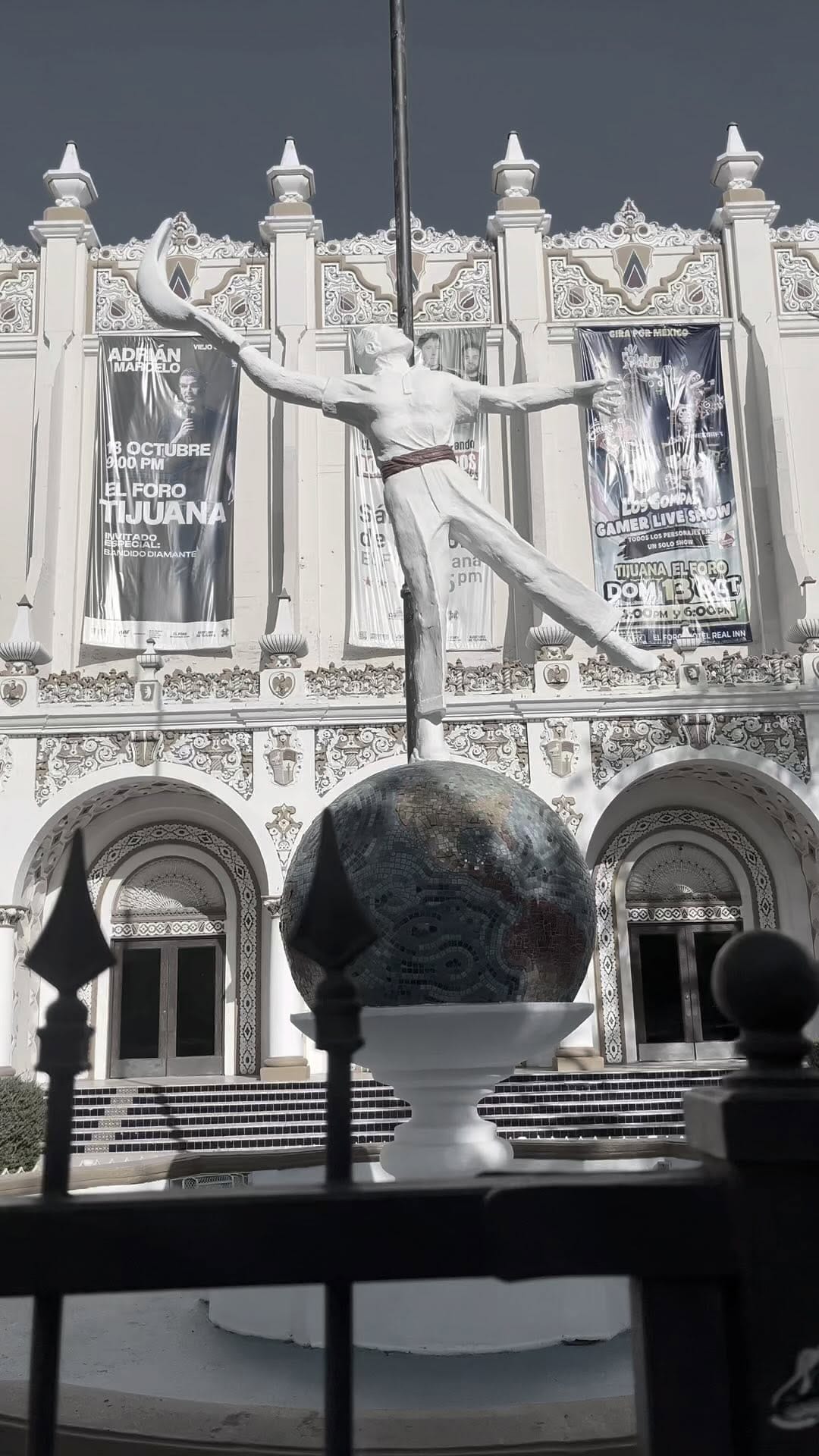 Post 6 by T o n y on Instagram (video)