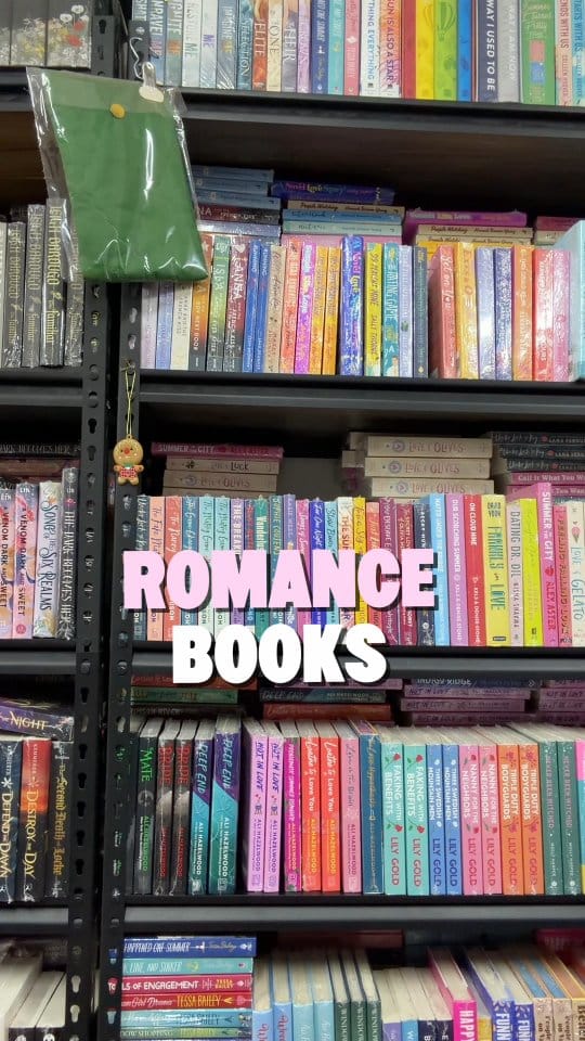 Post 6 by bookup | bookstore | gdl & mty on Instagram (video)