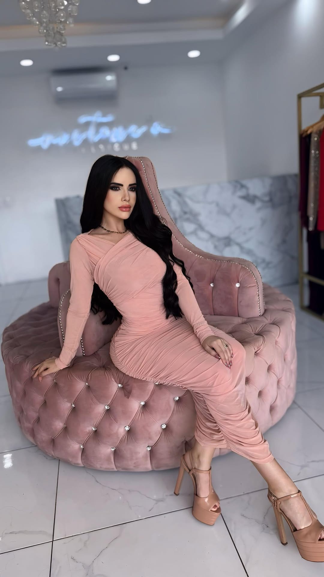 Post 2 by Victoria’s Boutique on Instagram (video)