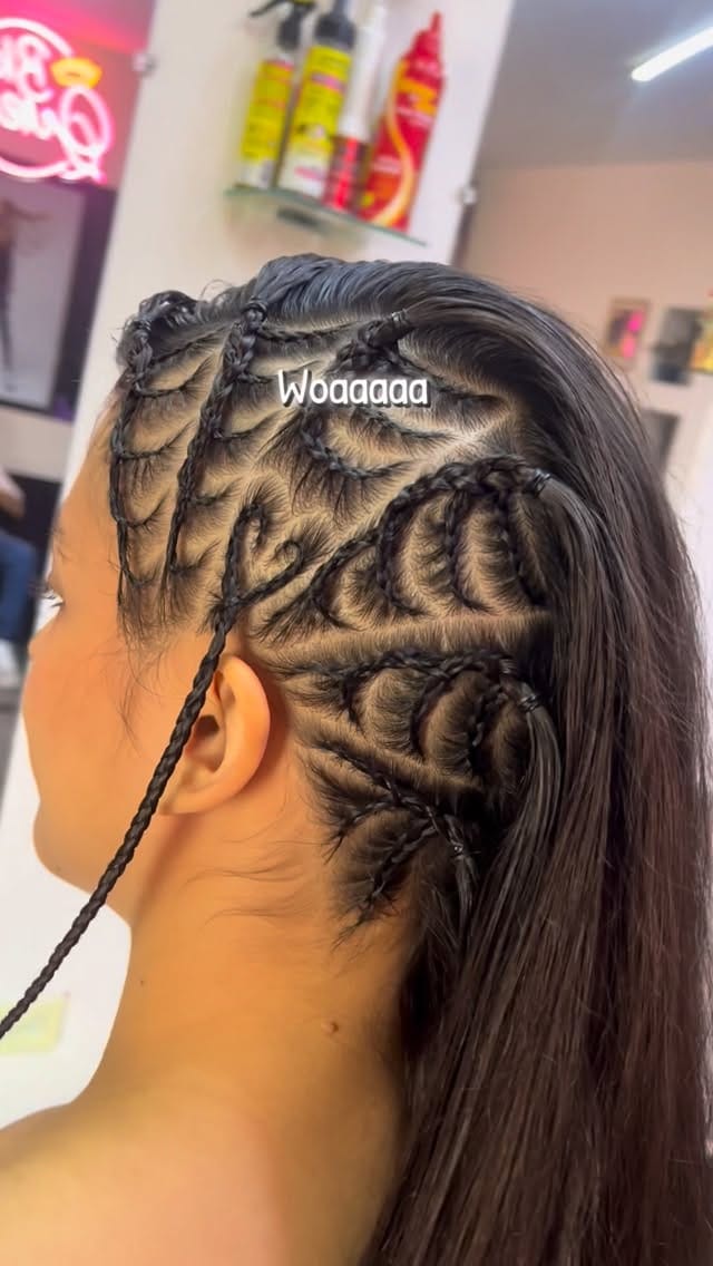 Post 6 by Black Queen 👸🏾 on Instagram (video)
