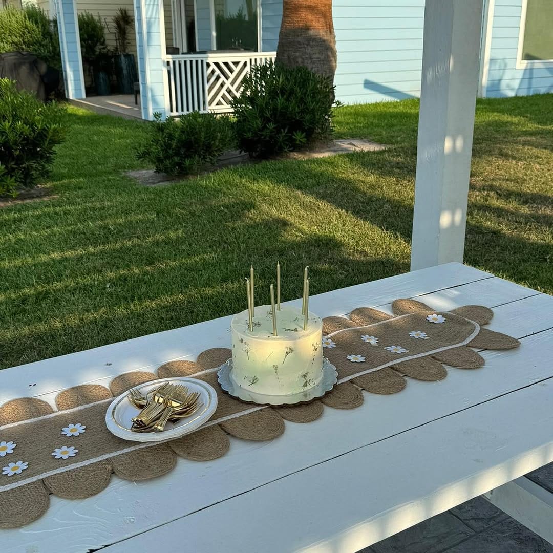Post 8 by Foreb Desserts on Instagram (carousel)