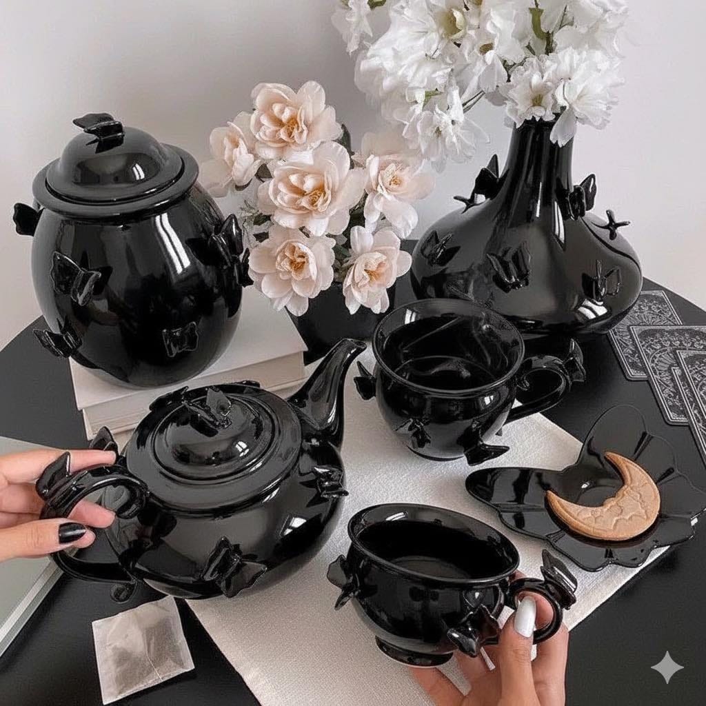 Post 5 by 𝕸𝖆𝖑𝖎𝖈𝖊  🖤 on Instagram (image)