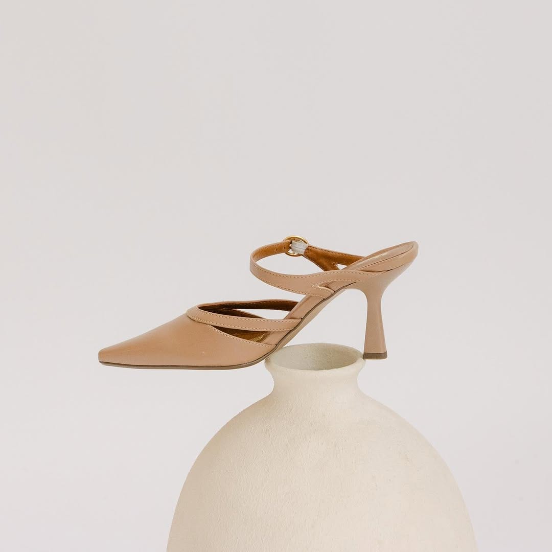 Post 7 by PAULINA shoes on Instagram (image)