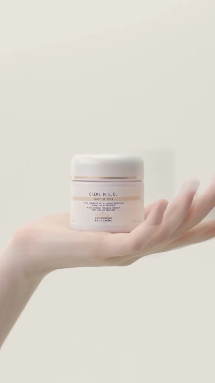 Post 1 by Naturelle Beaute Center & Spa on Instagram (video)