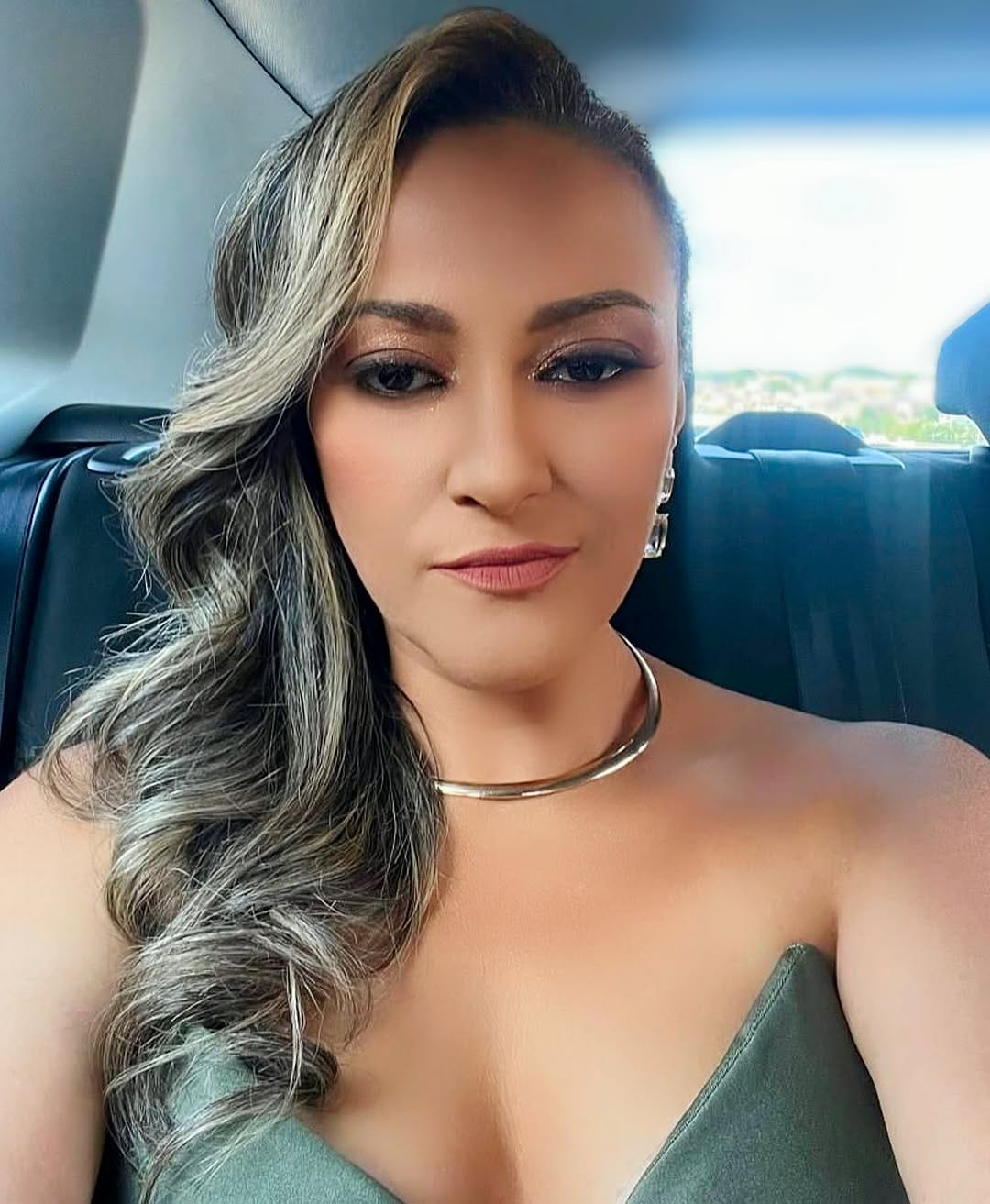 Post 4 by 𝙻 𝙴 𝙾 𝙽 𝙰 𝚁 𝙳 𝙾           𝚂 𝙿 𝙴 𝙽 𝙲 𝙴 𝚁 on Instagram (image)
