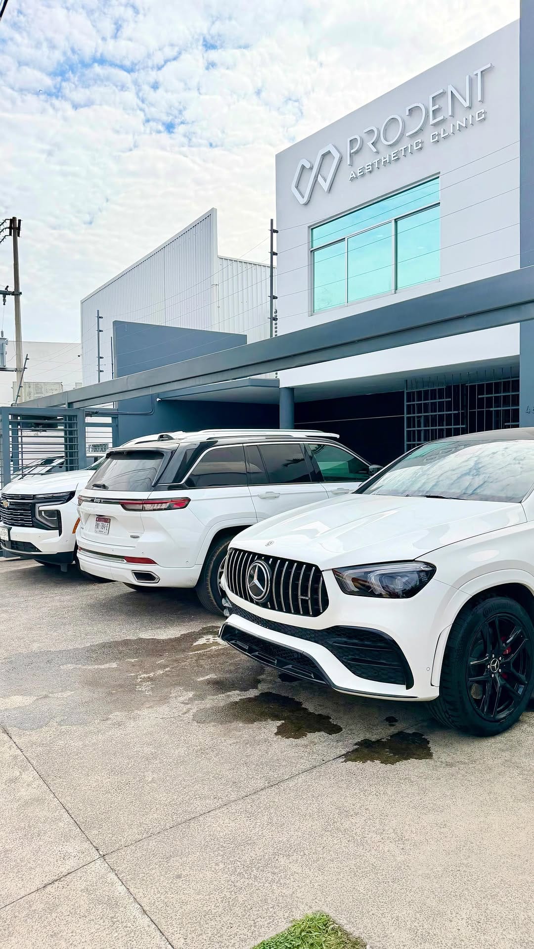 Post 4 by PRODENT AESTHETIC CLINIC on Instagram (video)
